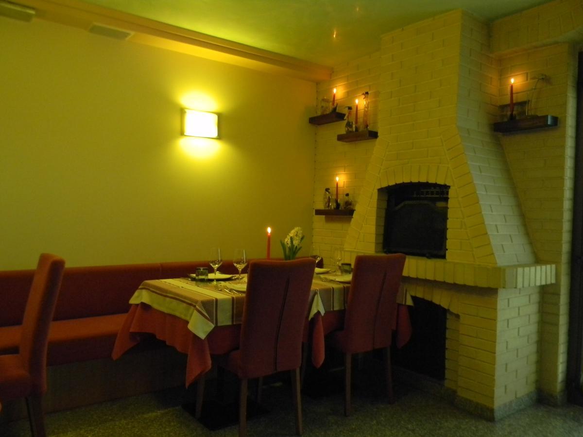 Hotel Desiderio Villa del Conte Exterior photo